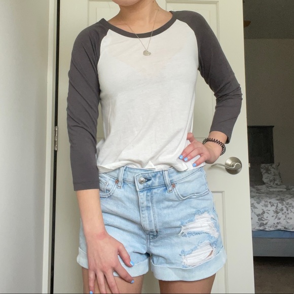 Brandy Melville Baseball Tee - Picture 2 of 6